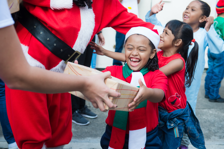 Sonrisas para celebrar la navidad